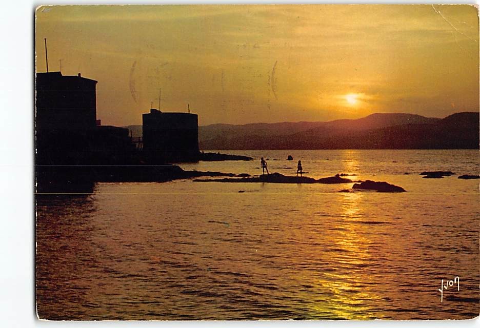 Postcard Coucher de soleil sur le vieux port Saint Tropez France