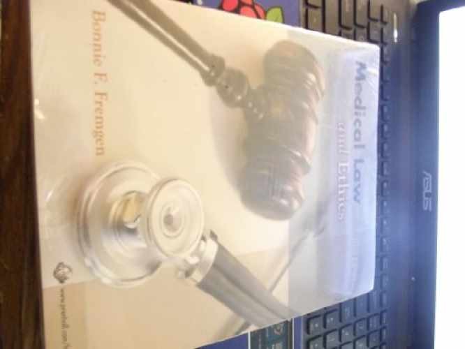Medical Law and Ethics - Paperback, by Fremgen Bonnie F. - Very Good
