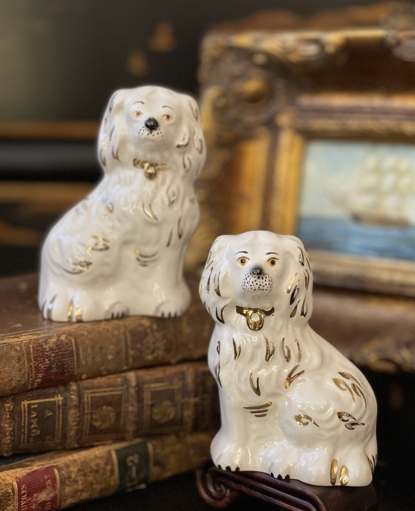 Marvelous Rare Petite English Beswick Staffordshire White Spaniel Dog Pair 3.5”