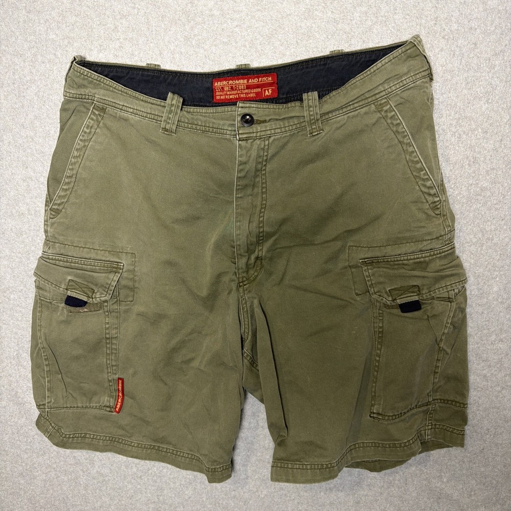 Men’s Vintage Ambercombie And Fitch Cargo Shorts Green Size 38 XL