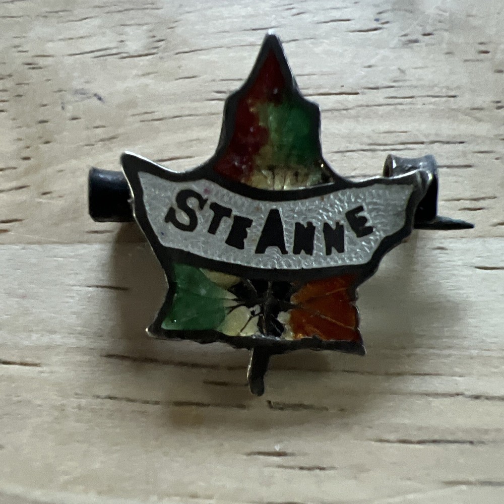 Vintage Souvenir Maple Leaf  Pin Ste Anne Canada