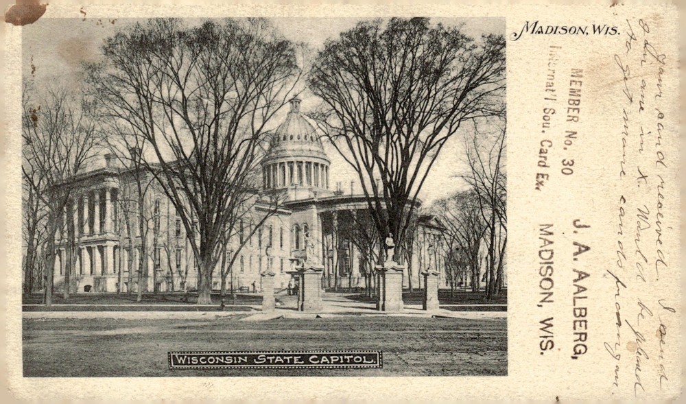1903 Wisconsin State Capitol Madison WI B&W Litho Private Mailing Card Postcard