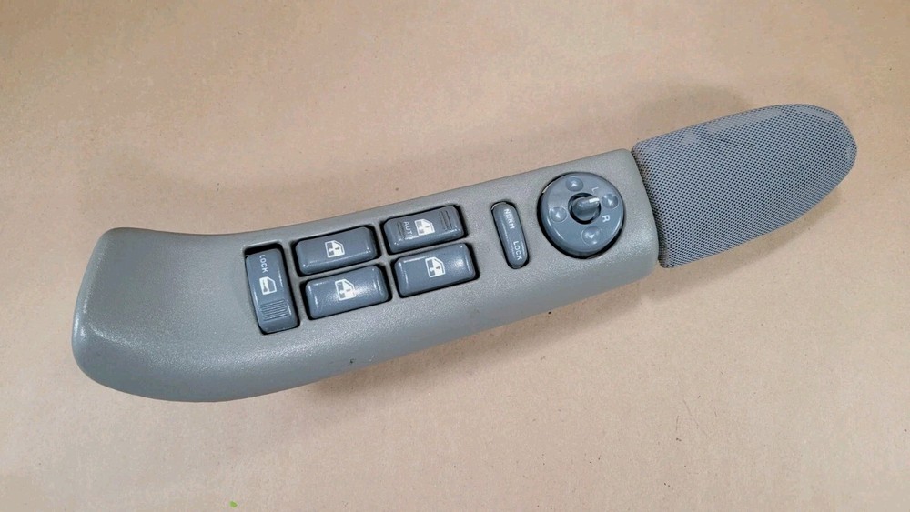 95-99 CHEVY TAHOE SUBURBAN YUKON LEFT Driver Master Power Window Switch GRAY OEM