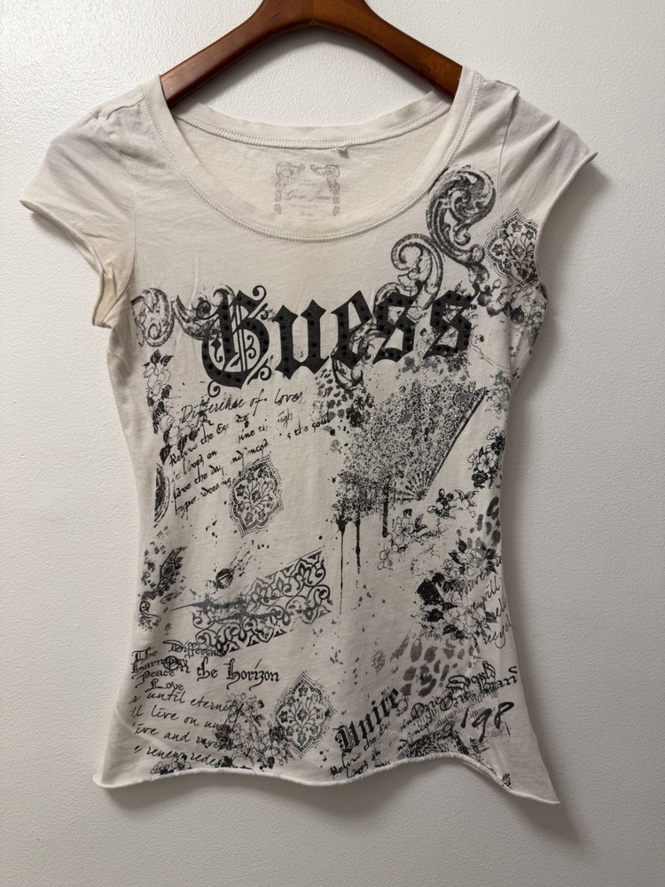 GUESS Jeans AOP White Top T-Shirt Y2K Women's Small Short Sleeve Affliction