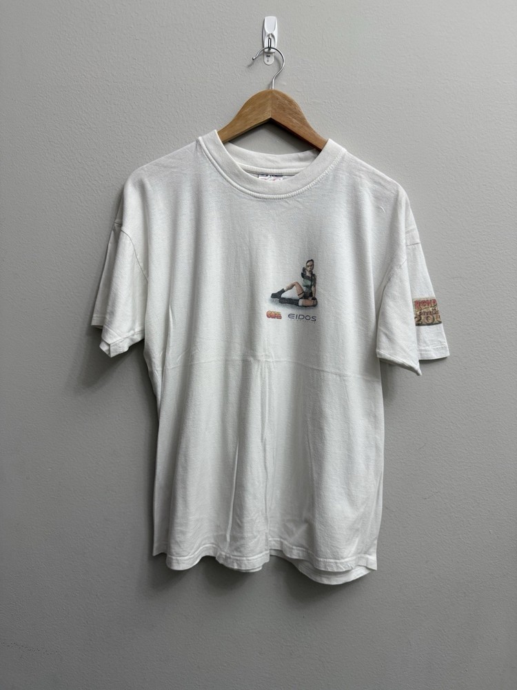 Vintage 2000 Rare Lara Croft Tomb Raider tee M