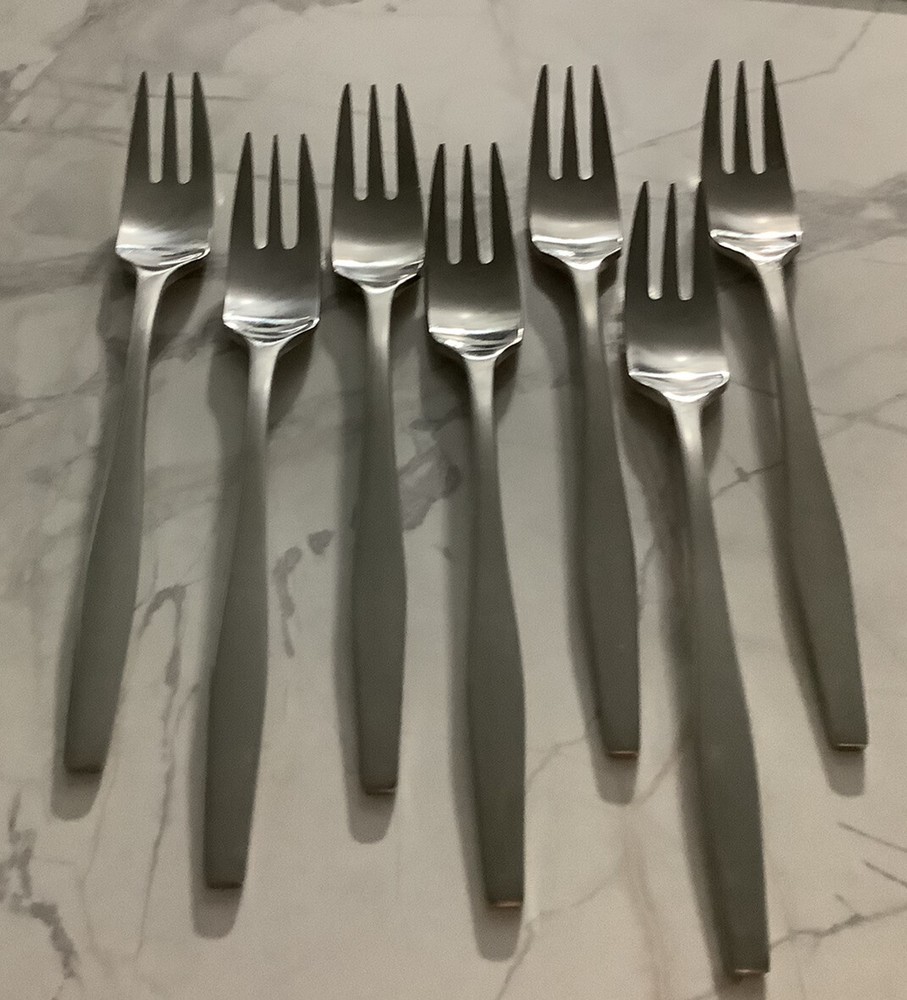 7 MCM Dansk Variation V Stainless Flatware Salad Fork Set.  Made In Korea.