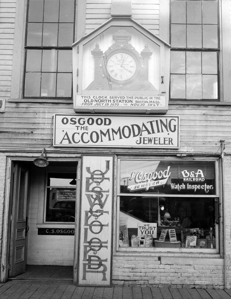 1940 Osgood Jewelry Store, Houlton, Maine Vintage Old Photo 8.5