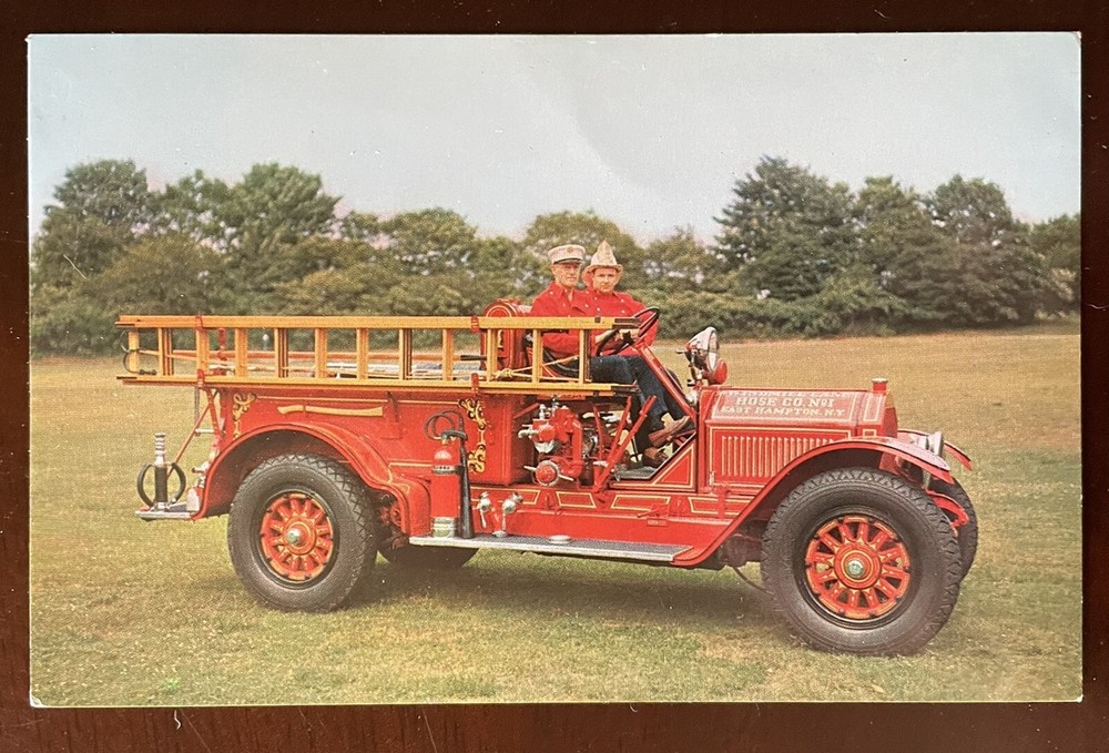 1915 AMERICAN LaFRANCE PUMPER fire truck Long Island Auto Museum Postcard