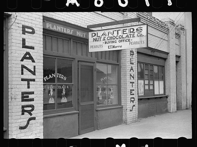 Photo:Enfield North Carolina 1938 Planters Peanut Buying Office Storefront