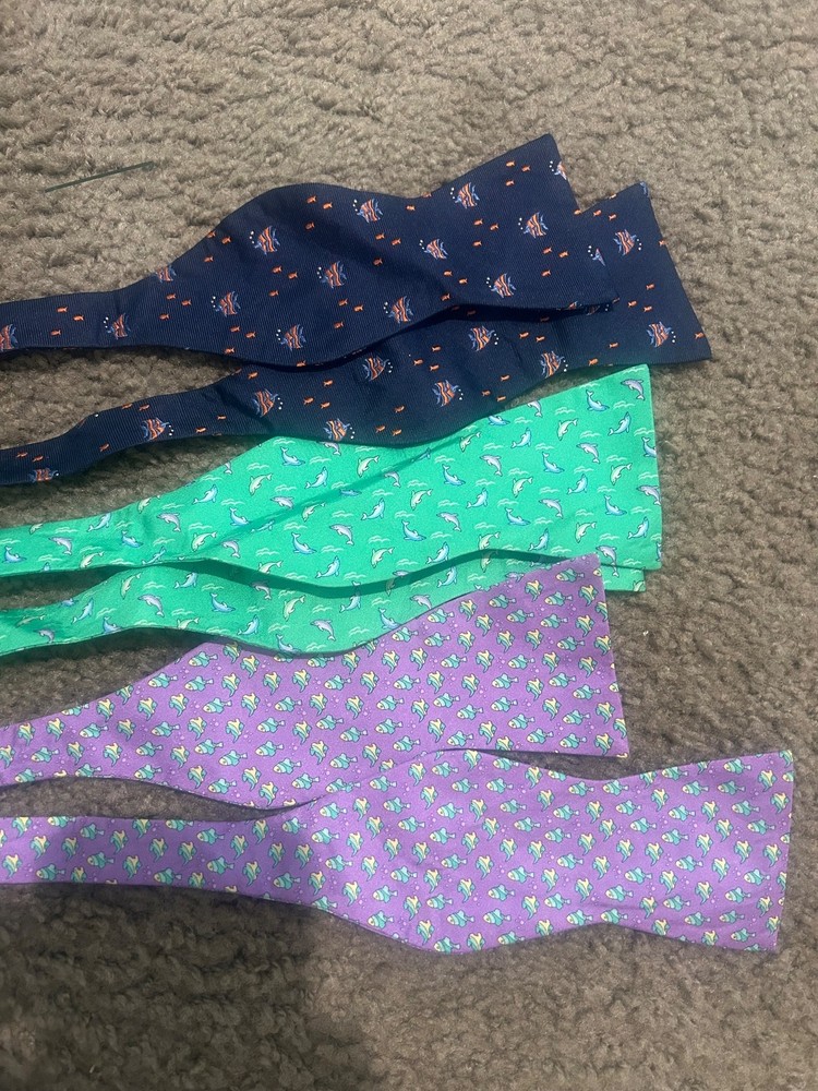 izod bow tie lot