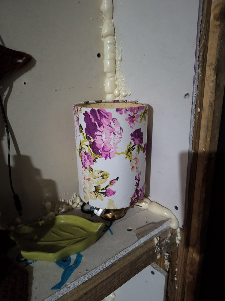Vintage Shabby Chic Floral Cylindrical Table Lamp