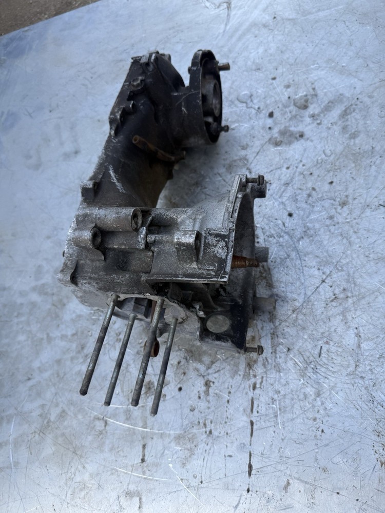 Yamaha JOG CE50 CE 50 CV Engine Case Motor Set Cases Bottom End Oem Genuine