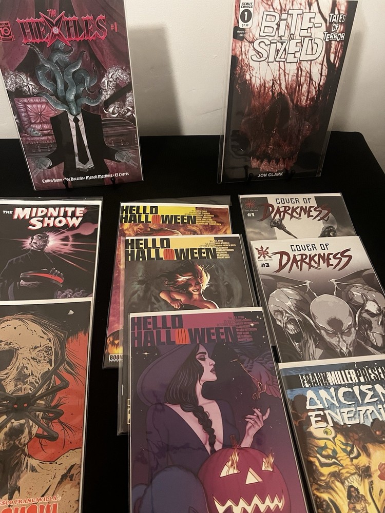 Horror Comic Bundle Lot Hello Darkness Halloween Night Ghoul Hexiles NM