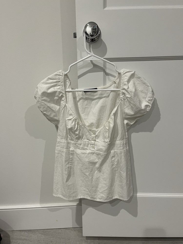 Brandy Melville Women’s White Puff Sleeve Square Neck Smocked Peplum Blouse OS