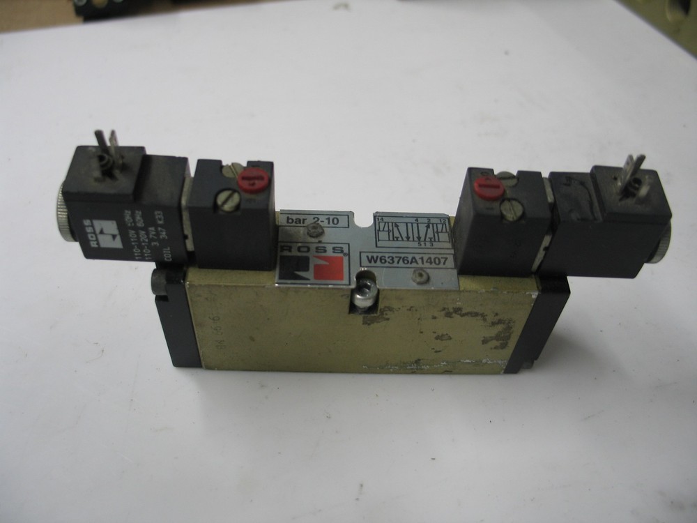 Ross W6376A1307 5W/2P Dual Solenoid Valve Sub-Base Mount 110-120V Q0152B