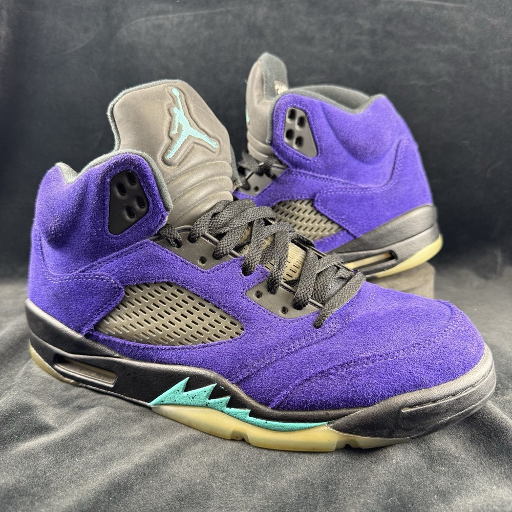 Jordan 5 Retro Alternate Grape 2020 Size 10 Sneakers 136027-500