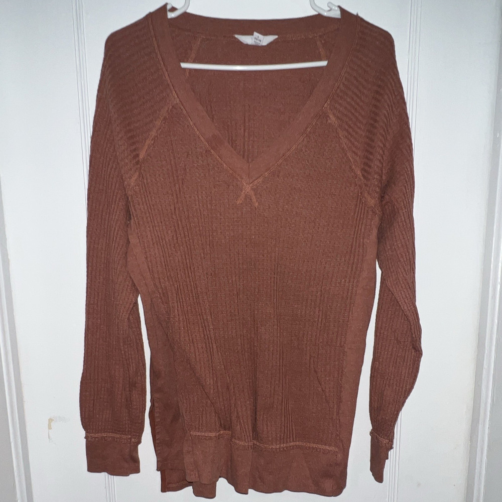 Time and Tru Women's Top L (12-14) Brown Solid V-Neck Long Sleeve Knit Pullover