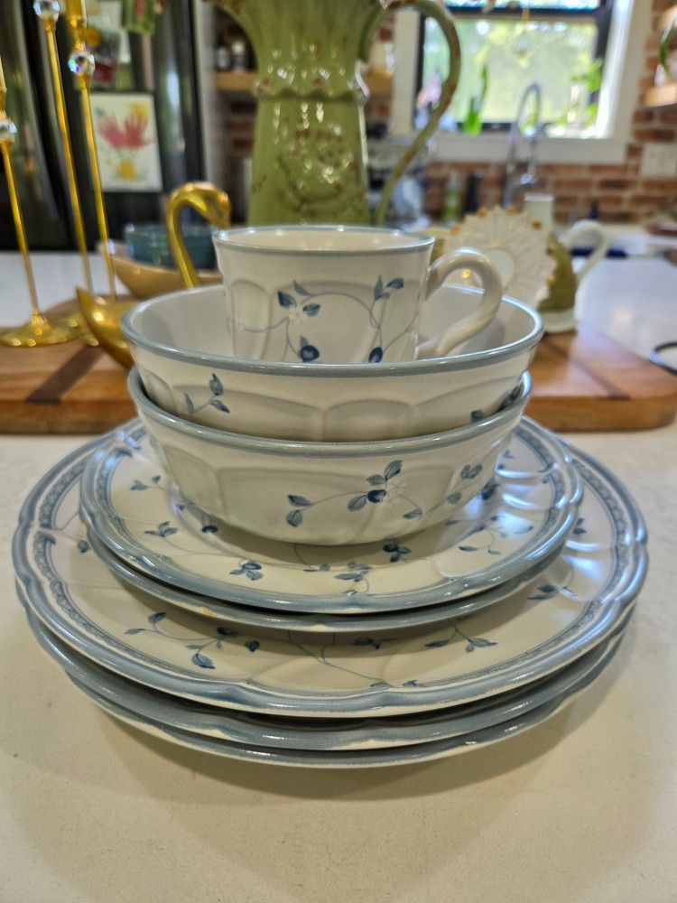 Vintage Build or Replace Your Set Noritake Strawberry Delight Plates and Bowls