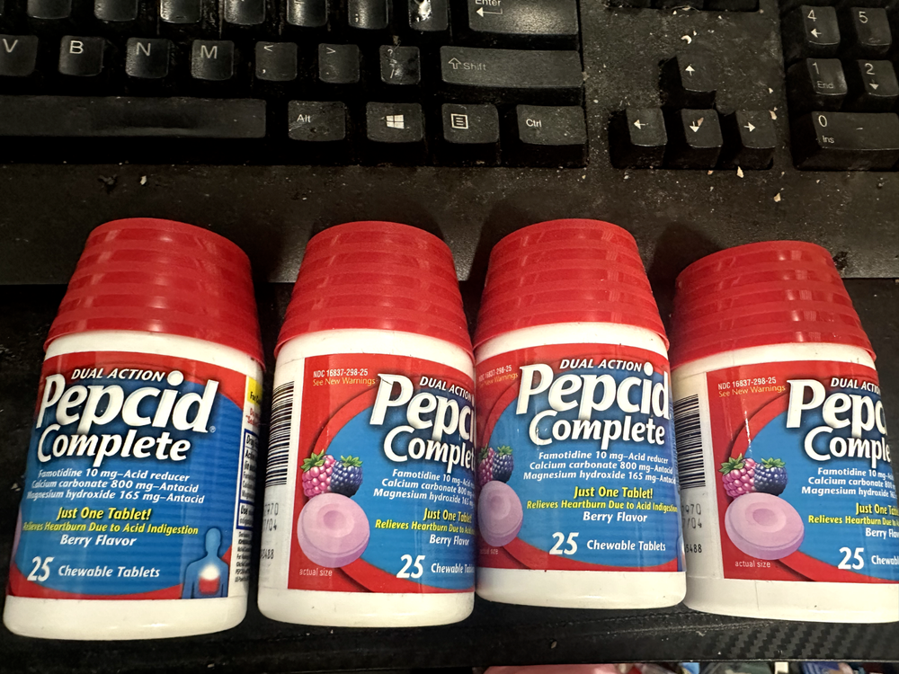 Pepcid Complete Acid Reducer + Antacid Chewable Berry Tablets 25ct Lot of 4-image