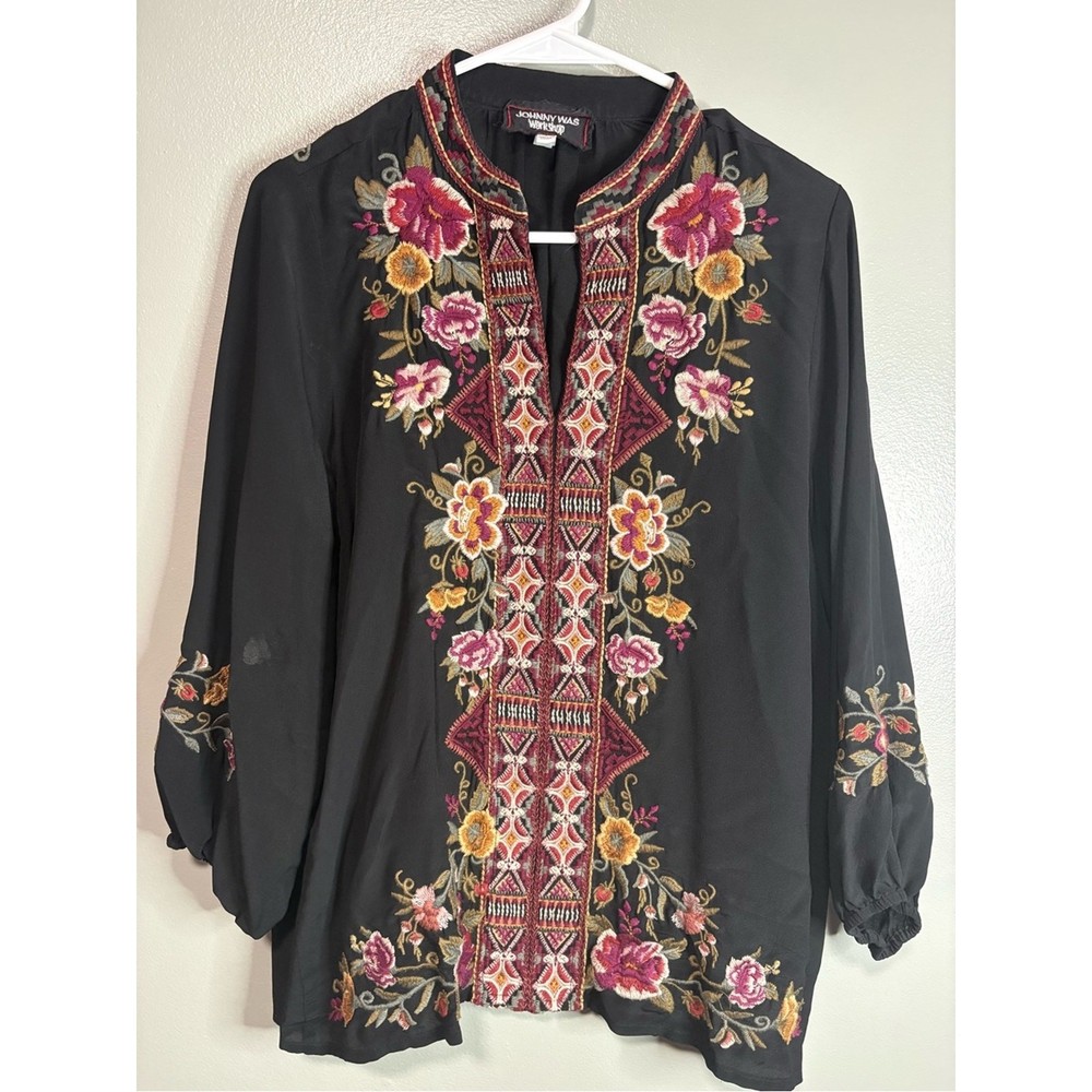 Johnny Was Workshop Embroidered Black Peasant Tunic Blouse Size Small Boho Chic