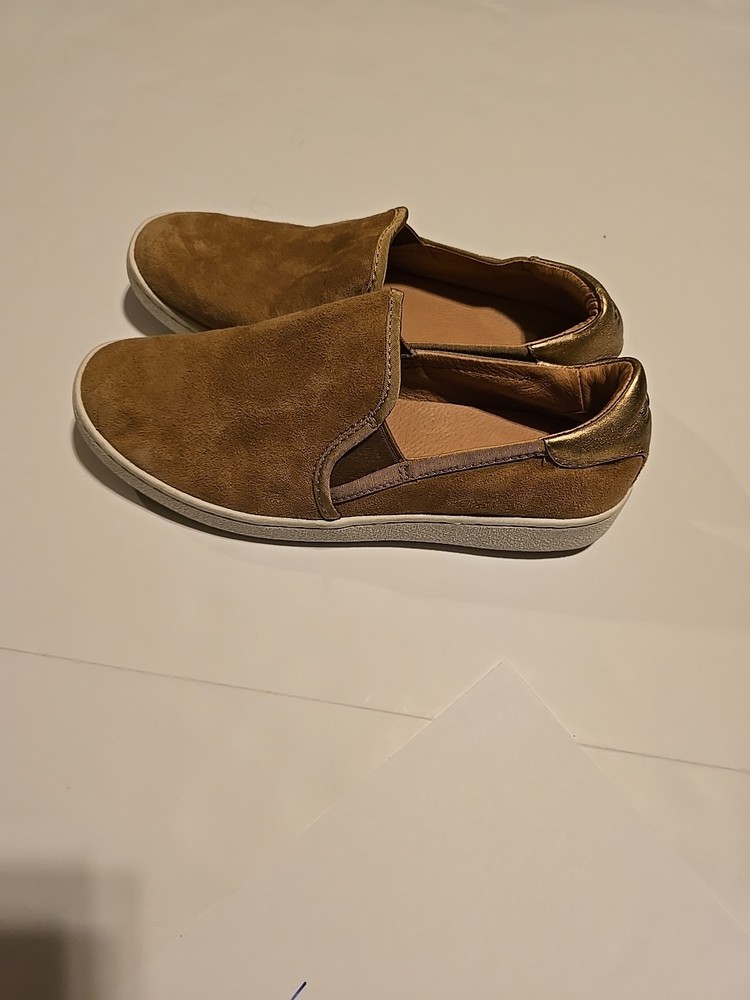 UGG Loafer Shoes Womens 6.5 Cas Sneakers Slip On 1019217 Brown Leather Casual