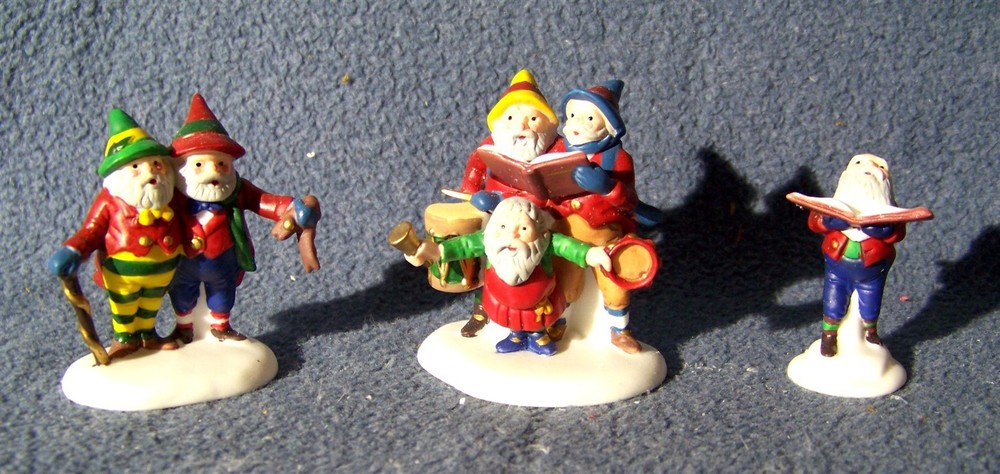 Dept 56 - Sing a Song for Santa - North Pole Series - 56316 - Set of 3 - EUC