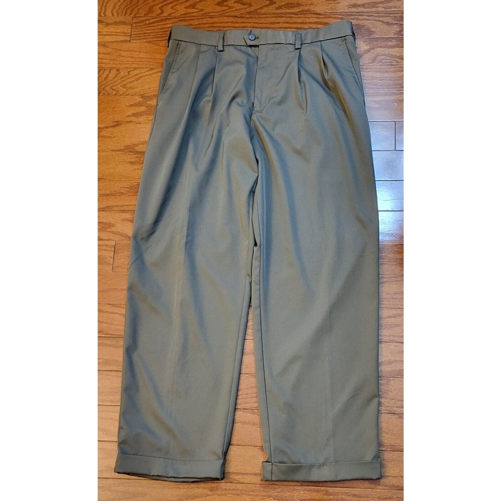 IZOD Madison w/ Sport Flex Men's Tarmac Khaki Green Chino Pants Size 36 x 32