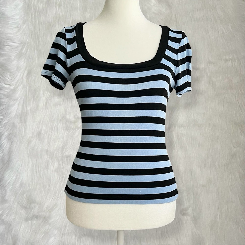 BCBGMAXAZRIA Y2K Vintage Blue & Black Striped Short Sleeve Top Women’s Size M