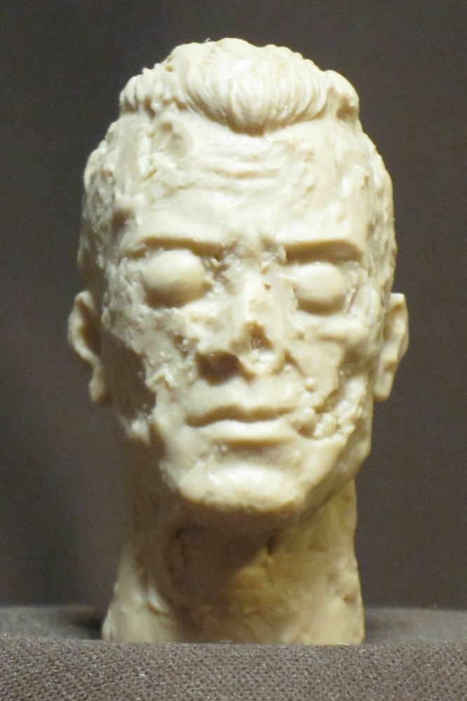CUSTOM RESIN UNPAINTED ZOMBIE HEAD SCULPT, Action figures 1/6 scale Z-7