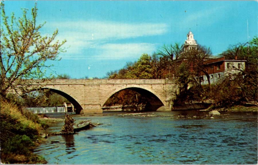 Elkader Iowa IA : BRIDGE SCENE m/14 AZ7986