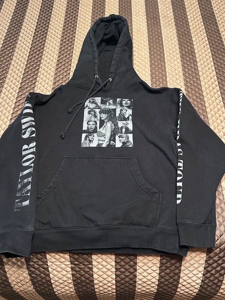 Taylor Swift Eras Tour Sweatshirt Women’s XS Black Grey Graphic Concert Hoodie