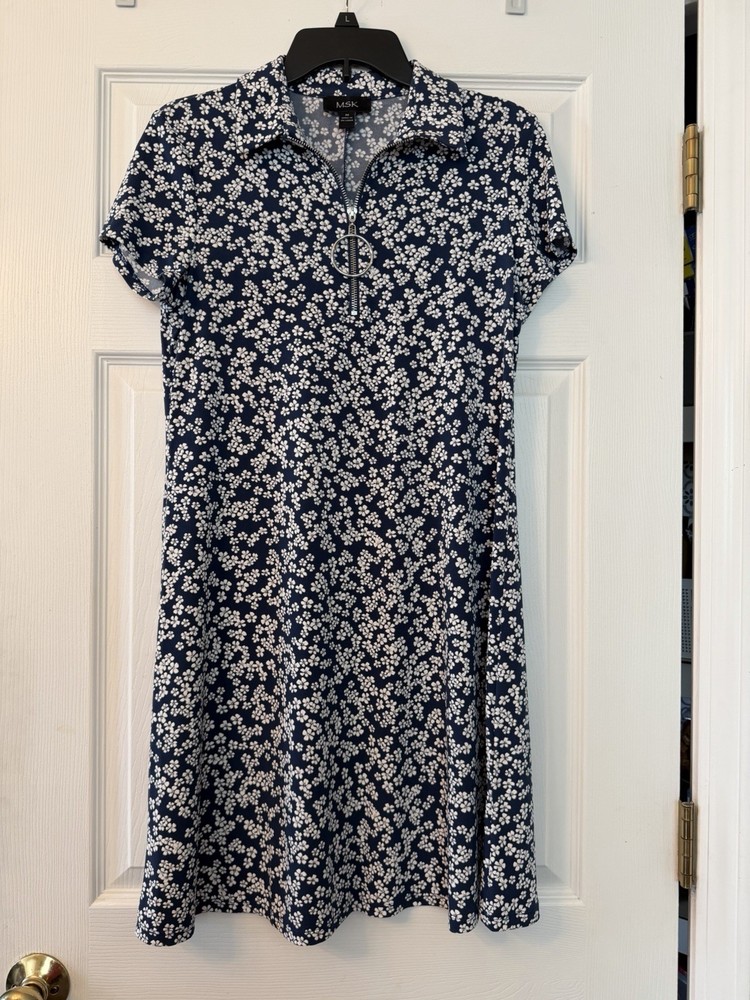 MSK Women’s Navy Floral Dress Medium Ring Pull Zipper