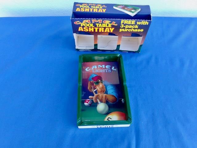 VINTAGE 1990'S CIGARETTE SMOKIN JOE CAMEL LIGHTS POOL TABLE ASHTRAY W / BOX