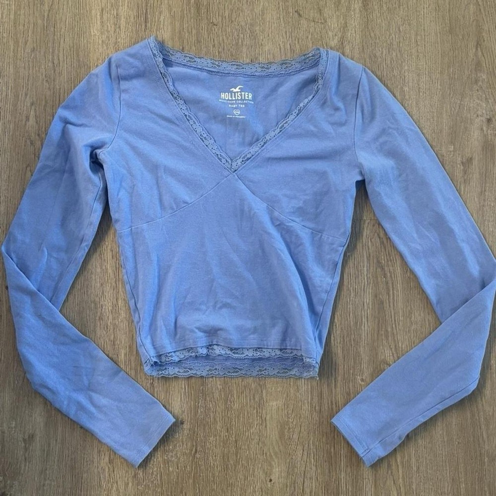 Hollister Blue Lace Cropped V-Neck Long Sleeve T-Shirt Women’s XXS
