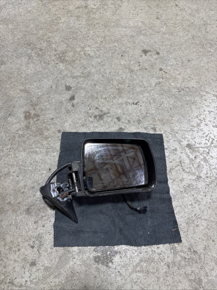 Jeep Cherokee XJ 84-96 Passenger Side Mirror Power Chrome (R90)