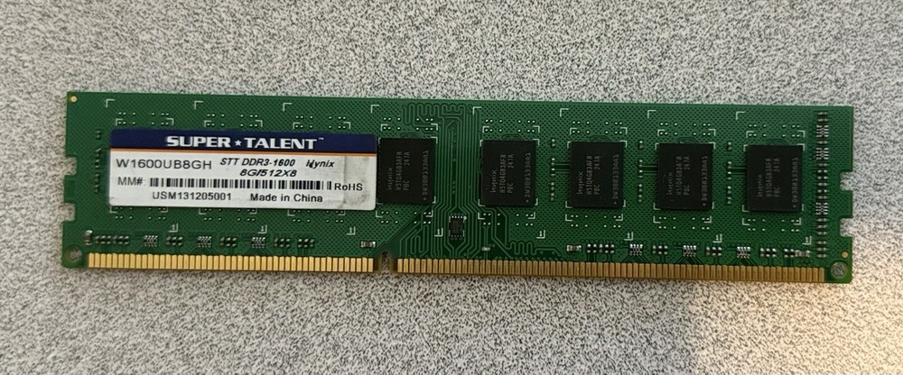 Super-Talent 8GB DDR3 PC3-1600 Desktop Memory. W1600UB8GH