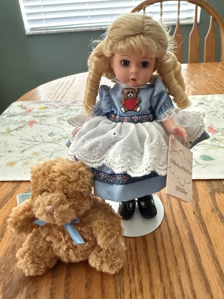 Madame Alexander Goldilocks & Baby Bear 8inch Doll Brand New