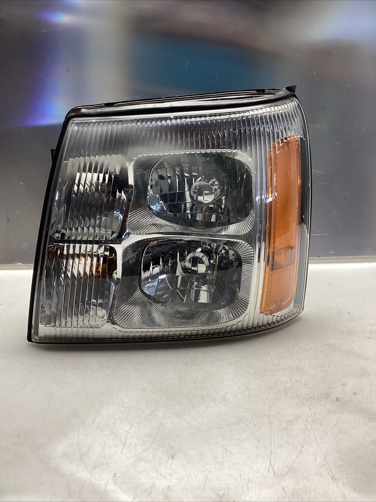 2002 2003 2004 2005 2006 CADILLAC ESCALADE LEFT HEADLIGHT HID OEM