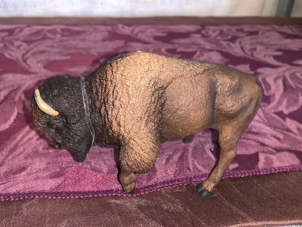 Safari Ltd Models Wildlife Animals Buffalo