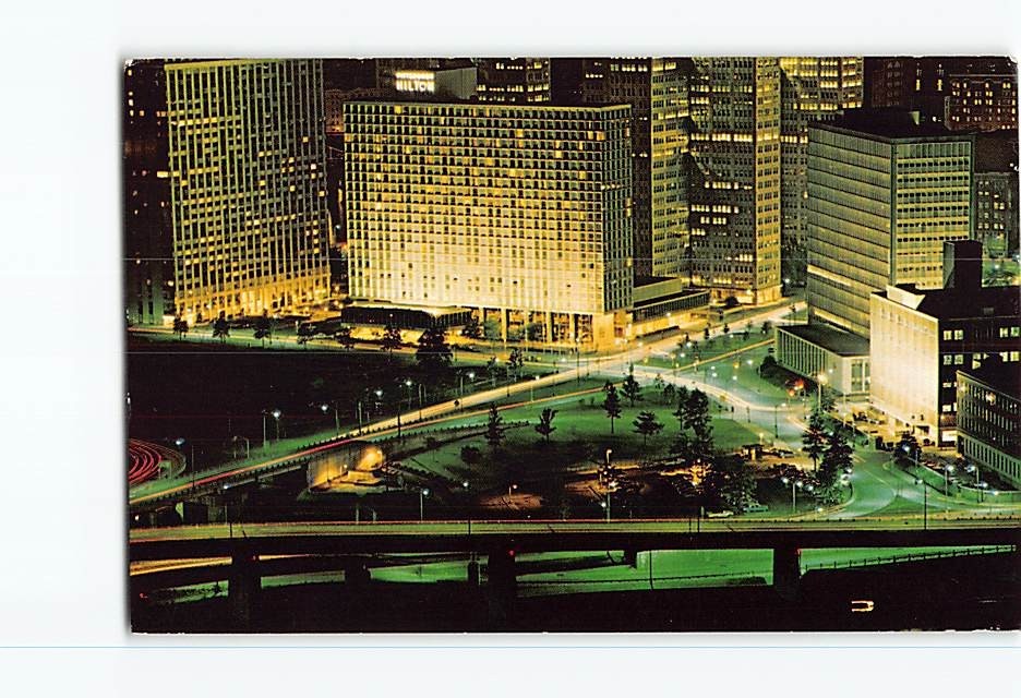 Postcard The Pittsburgh Hilton Hotel Pennsylvania USA North America