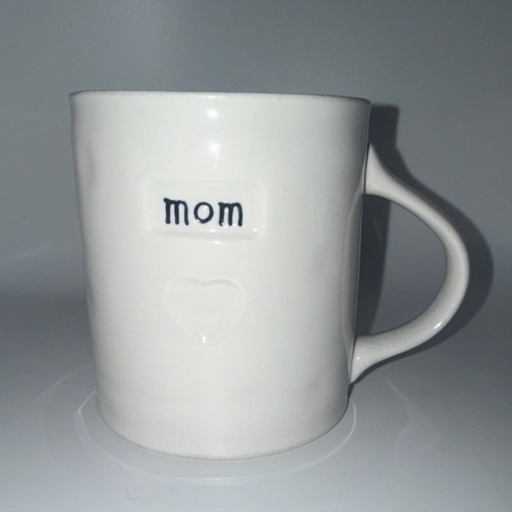 Williams-Sonoma White Ceramic Coffee Mug – 'Mom' Heart, Dishwasher & Microwave …