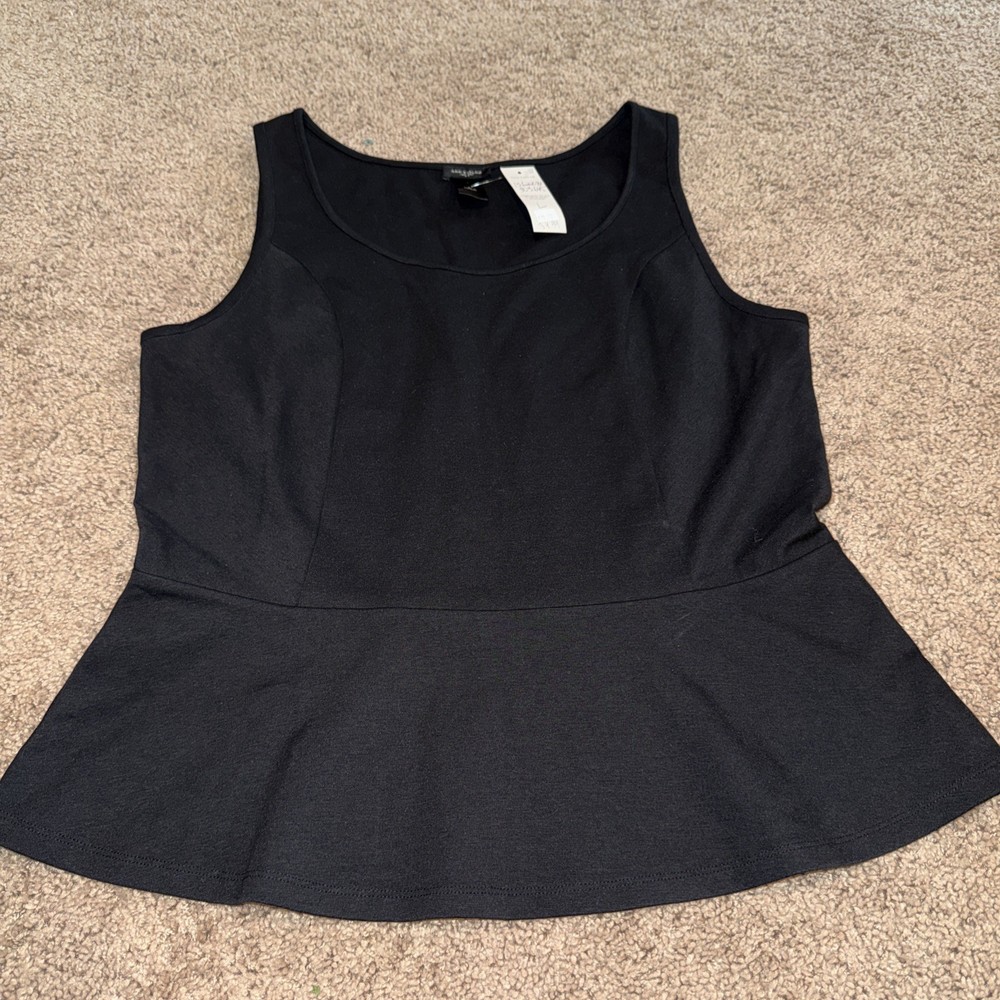 Ann Taylor Women’s Size Large Peplum Top, Sleeveless Round Neck Black Blouse