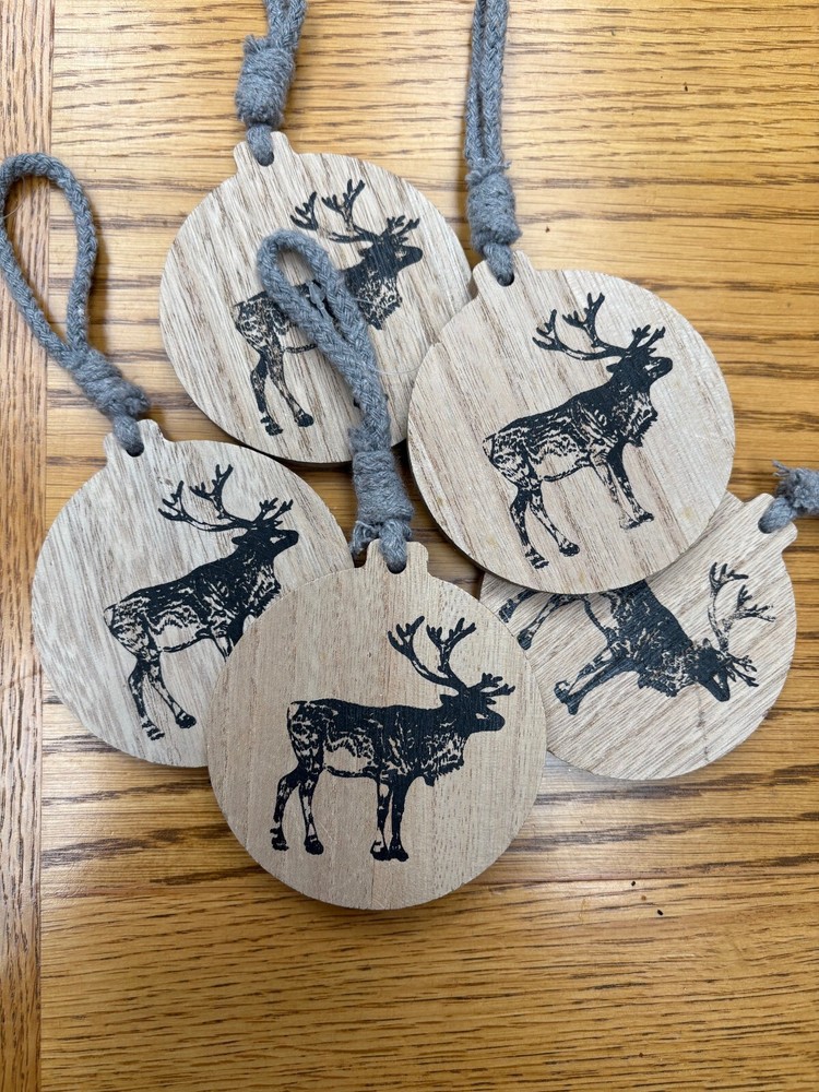Set of 5 Reindeer Print Wooden Hanging Tree Decorations Christmas Winter Hanging