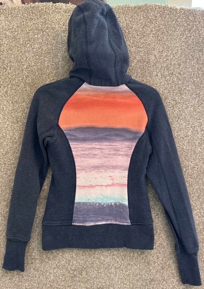Lululemon Womens Blue Scuba Hoodie Full Zip Beachscape Multi Jacket Size 4