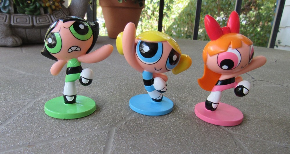 Cartoon Network Vintage PowerPuff Girls Figures on Stands Set of 3 2000