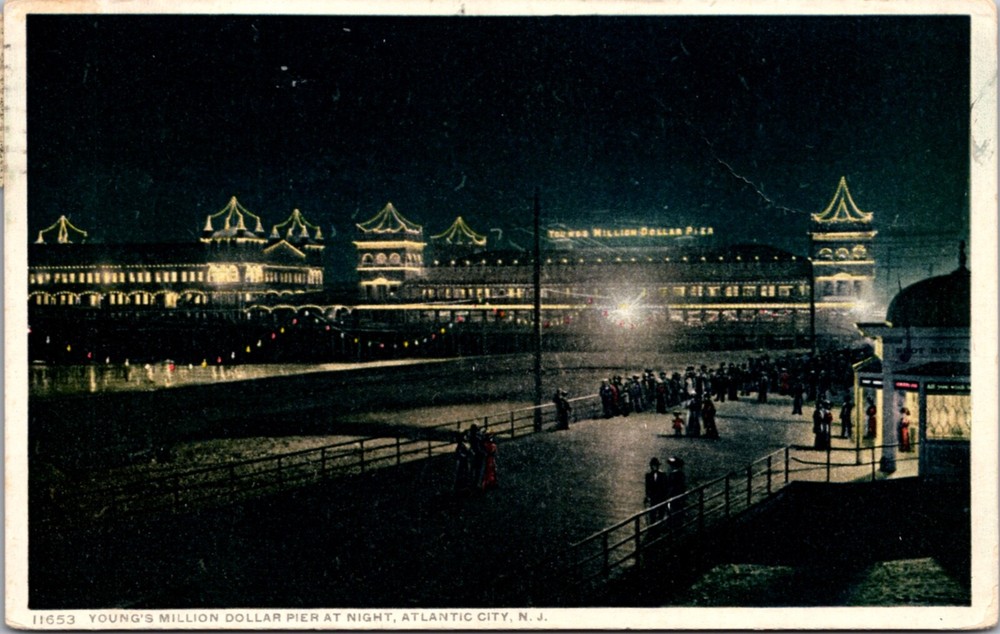 Postcard Young's Million Dollar Pier at Night in Atlantic City, New Jersey