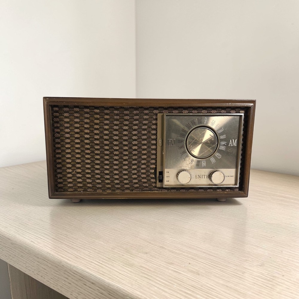 Vintage Zenith M730 AM/FM Tube Radio 1950s Wood Mid Century Works