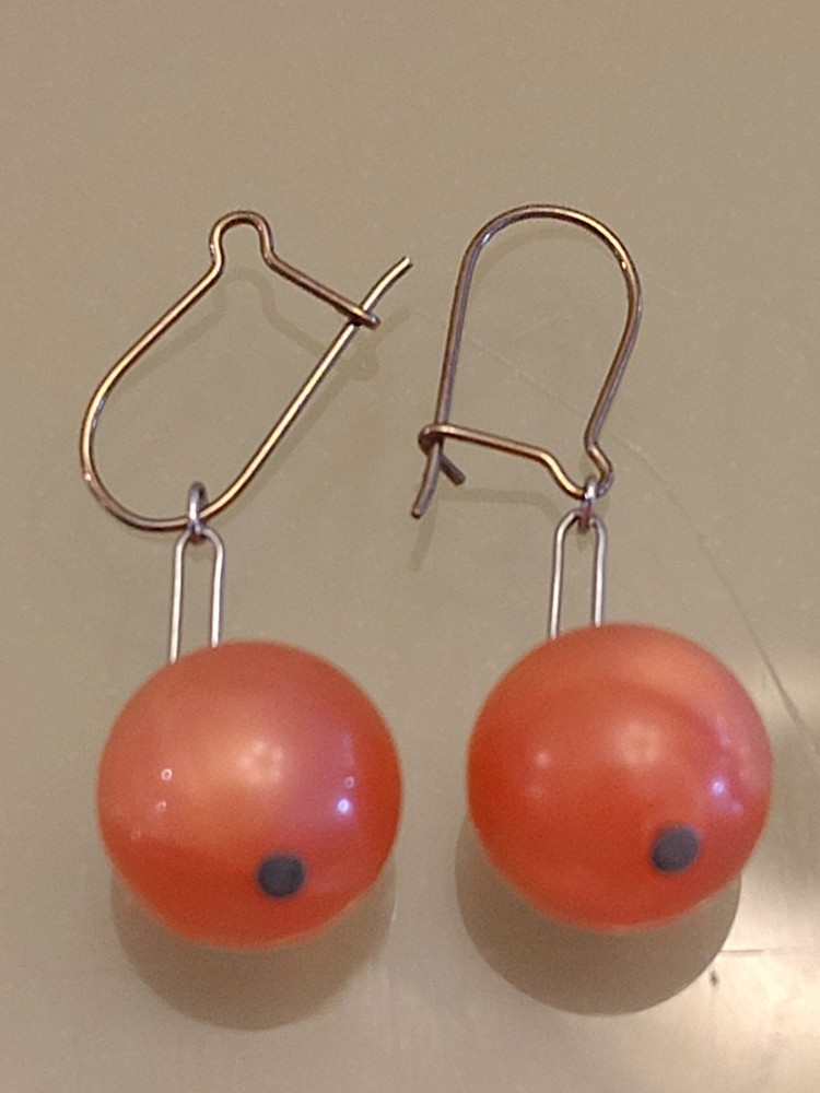 Cute Vintage Orange Plastic Bead Dangle Earrings For Pierced Ears