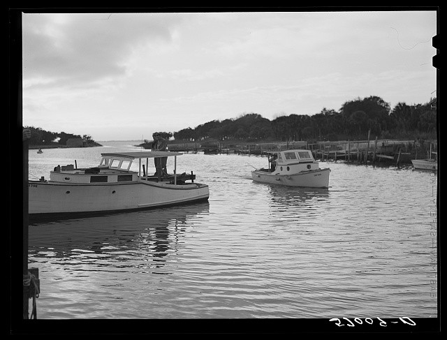 Photo:Sarasota Florida 1941 Fishing Boats at Trailer Park Docks