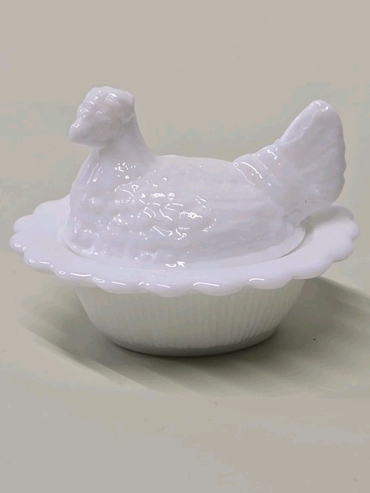 Mosser Mini Milk Glass Hen Chick on Nest Salt Cellar